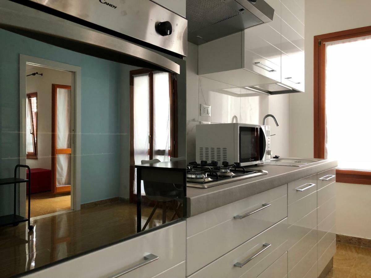 Grazia'S Apartment Чоджия Екстериор снимка