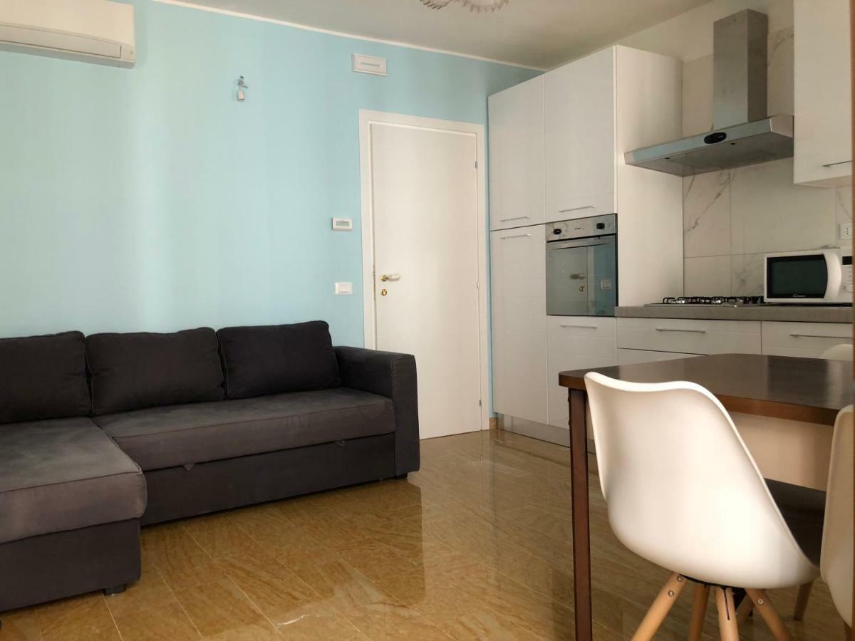 Grazia'S Apartment Чоджия Екстериор снимка