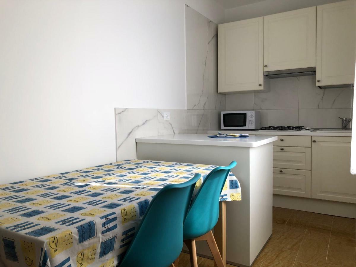 Grazia'S Apartment Чоджия Екстериор снимка